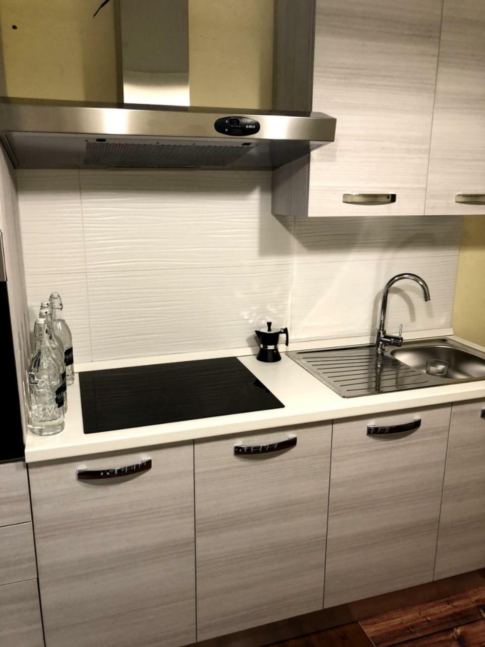 B&B Cagliari City Екстериор снимка